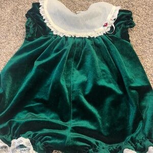 Vintage rare editions Christmas green velvet romper lace trim size 24 months
